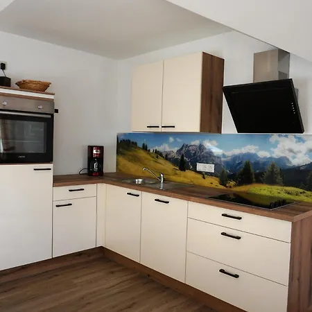 Hofer's Wiesenheim Apartment